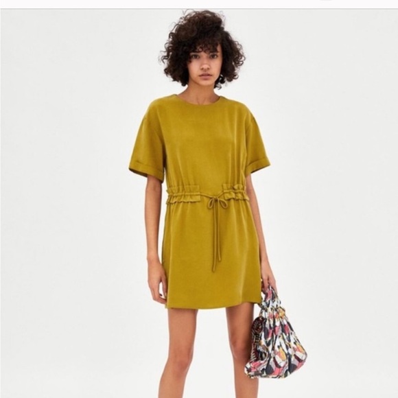 Zara Dresses & Skirts - Zara short dress with tie at waist Sz xl